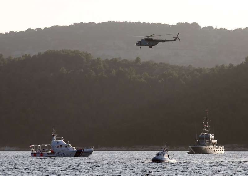 U padu helikoptera smrtno stradao bojnik Marin Klarin, za natporučnikom Tomislavom Baturinom se i dalje traga