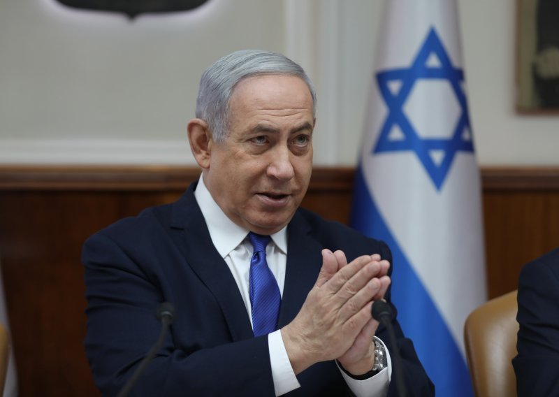 Netanyahu i formalno optužen