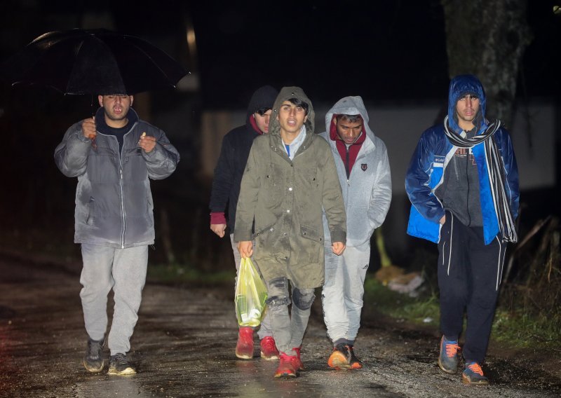 Grčka raspisala natječaj: Traže 'plutajući zaštitni sustav' protiv migranta iz Turske