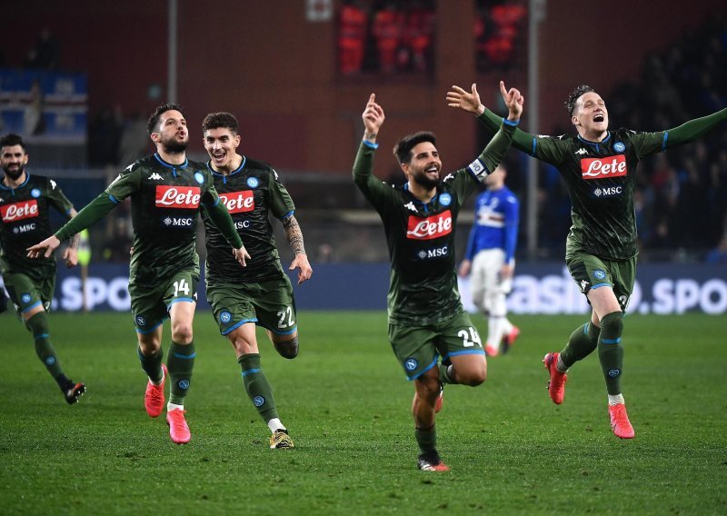 Sudac poništio prekrasan gol postignut 'škaricama' i olakšao Napoliju da dođe do druge uzastopne pobjede