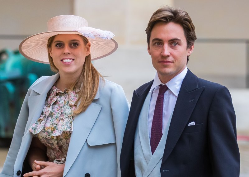 Princeza Beatrice ne krije bijes: Zbog skandala u koji je upleten princ Andrew, njegova kći mora još jednom pomaknuti datum vjenčanja