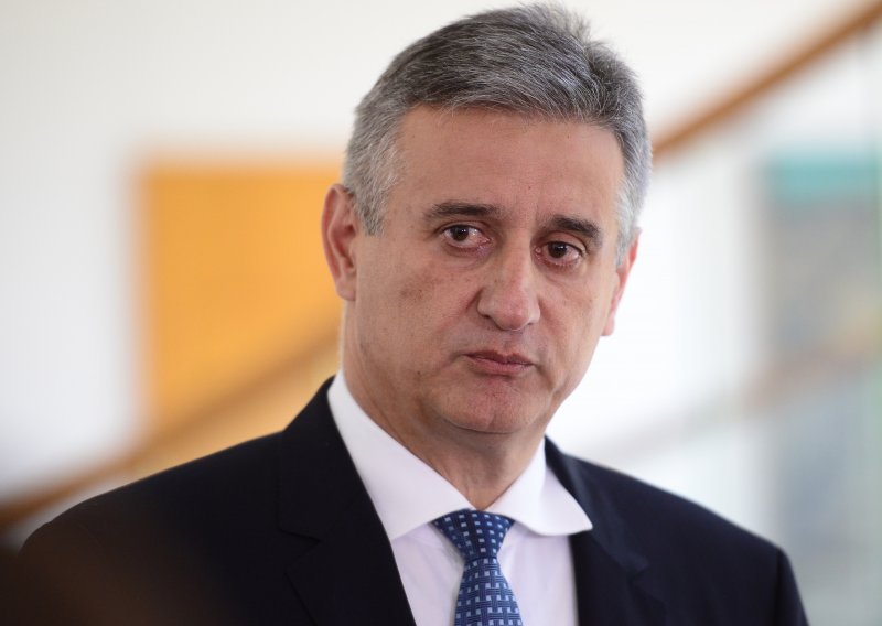 Karamarko odustao od utrke za šefa HDZ-a?