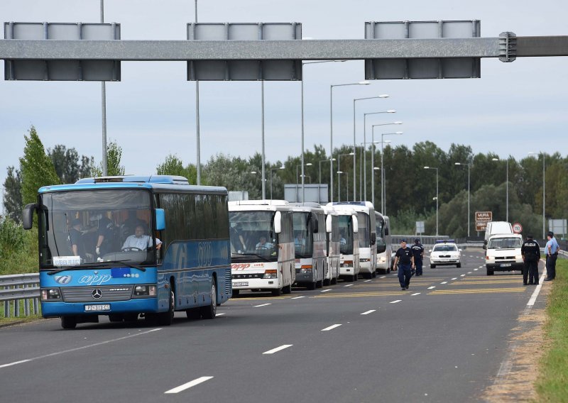 Mađarska: Zbog koronavirusa kontroliraju se putnici na šest glavnih graničnih prijelaza