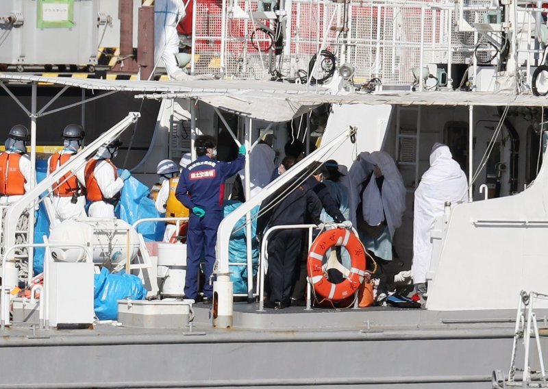 Hrvati na japanskom kruzeru zbrinuti i zasad nisu zaraženi