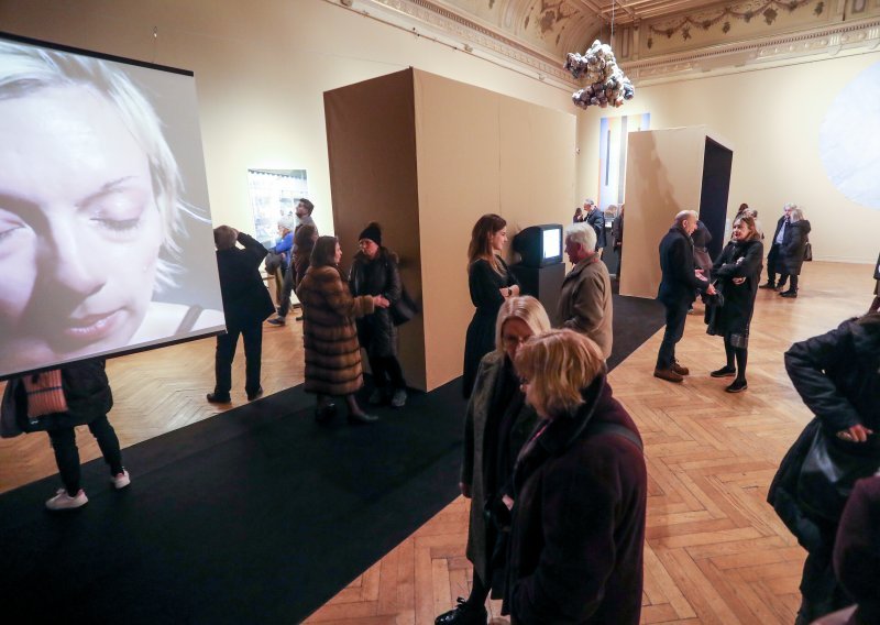 Otvorena izložba 'Zagreb grad umjetnica' posvećena vizionarkama domaće art scene