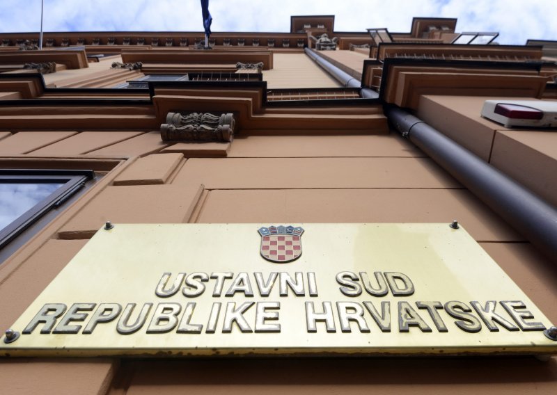 Važna presuda u slučaju 'Franak': Ustavni sud odbio Zagrebačku banku