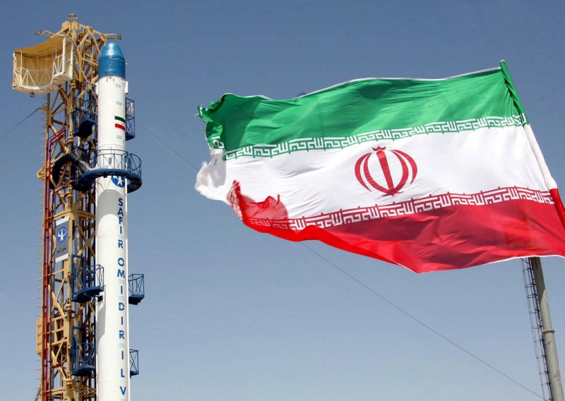 Iran ni treći put nije uspio lansirati satelit u orbitu
