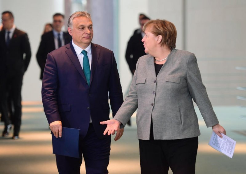 Orban kod Angele Merkel lobirao za što brži ulazak Srbije u EU