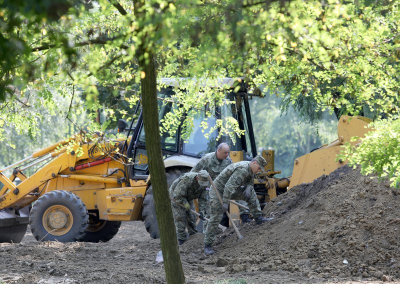 MORH: Dvojica vojnika vraćena na iskapanja u Vukovaru