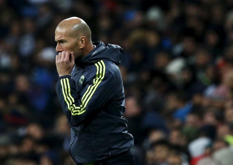 U Madridu je s veličanjem Zinedinea Zidanea gotovo!