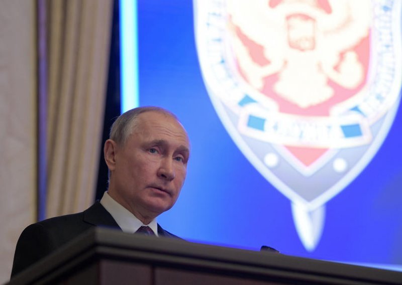 Putin održao govor u sjedištu tajne službe pa pozvao na čišćenje ekonomije od kriminala