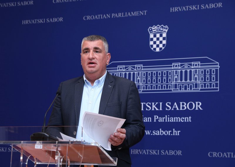 Bulj o NP Krka: Ćorić želi pokazati svoju faraonsku nadmoć nad sudom, tražio je izuzeće sutkinje