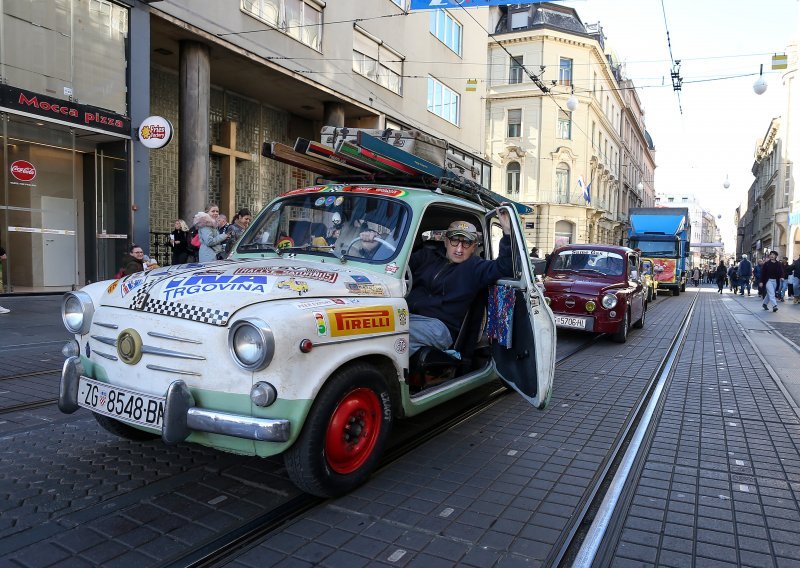 [FOTO] Vesela fašnička povorka prodefilirala je centrom Zagreba