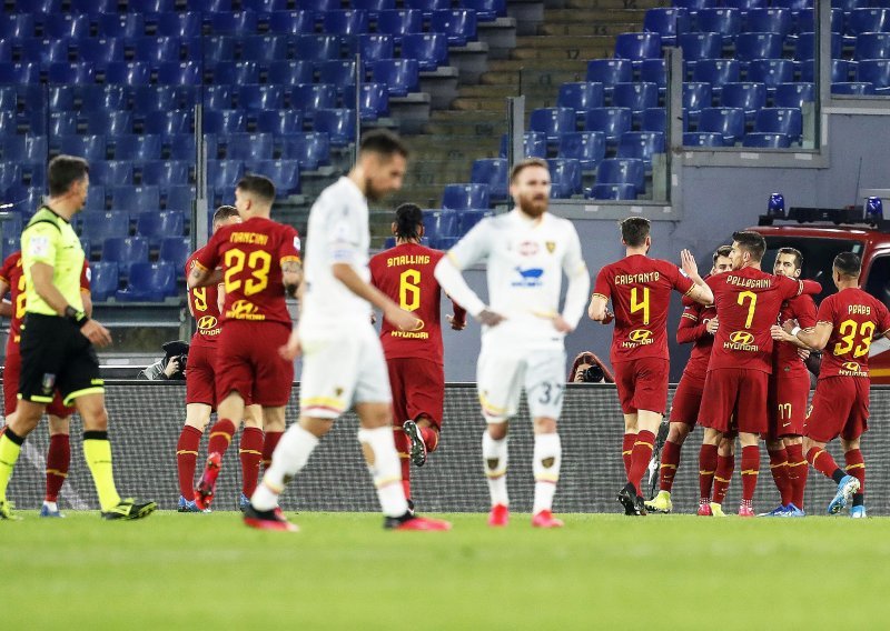 Slavlje rimskih klubova; Lazio ostao na korak iza Juventusa, Roma deklasirala Lecce