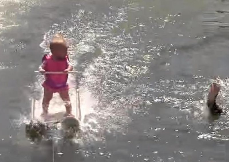 Ovo je najmlađa skijašica na vodi