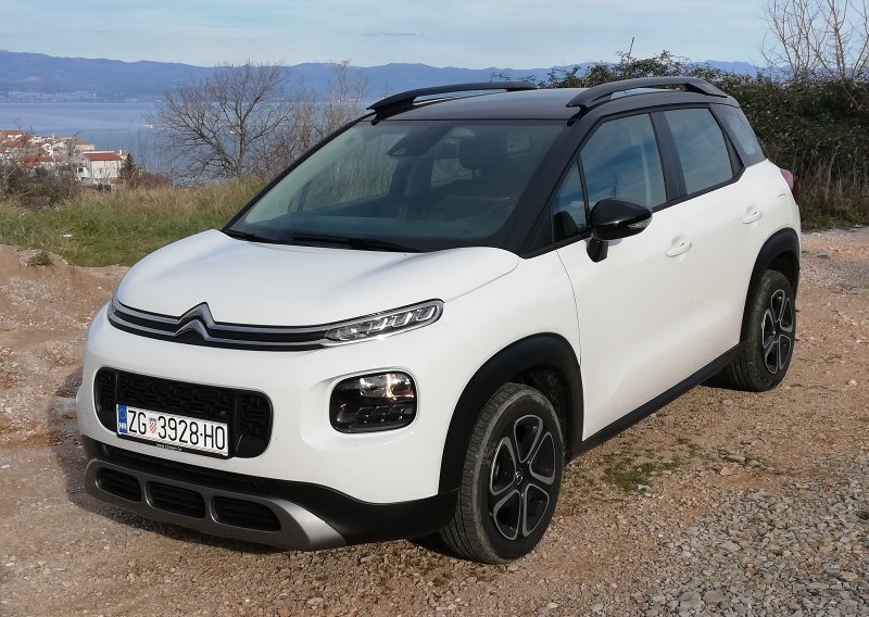 [FOTO/VIDEO] Vozili smo Citroën C3 Aircross; simpatičan crossover SUV koji nudi obilje mogućnosti personalizacije