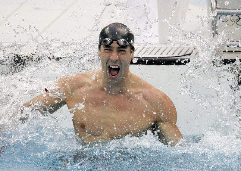 Nakon odrađene kazne Phelps brz kao i prije