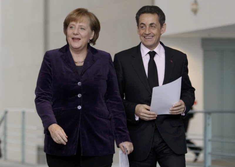Merkel: Grčkoj otpisati 60 posto duga!