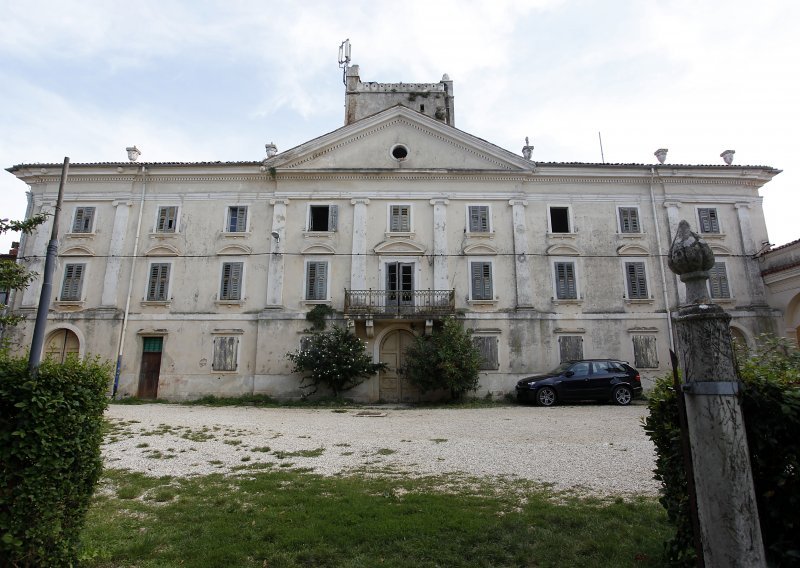 Istrian clergy want disputed property returned to the State