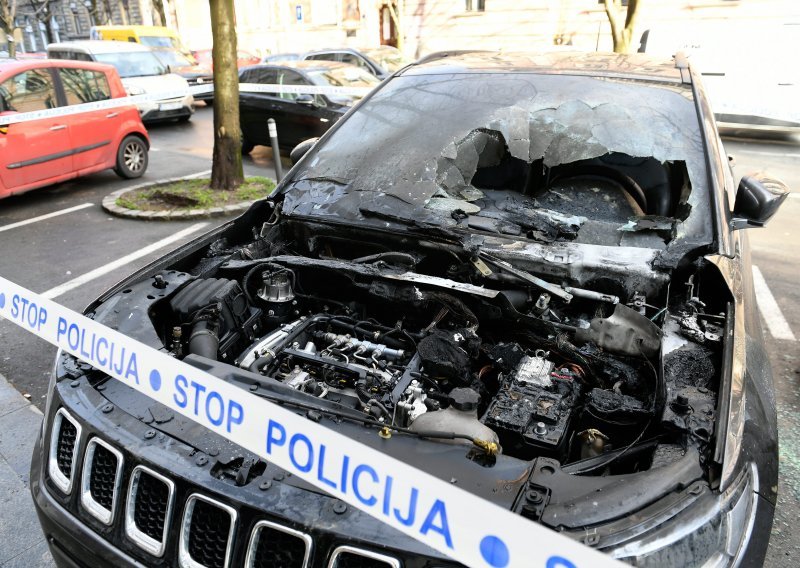 Opet zapaljen automobil u Zagrebu: Usred noći gorilo vozilo na parkiralištu