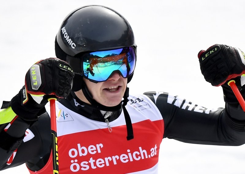 Hrvatski skijaš Filip Zubčić opet oduševio; osvojio drugo mjesto u veleslalomu u Hinterstoderu