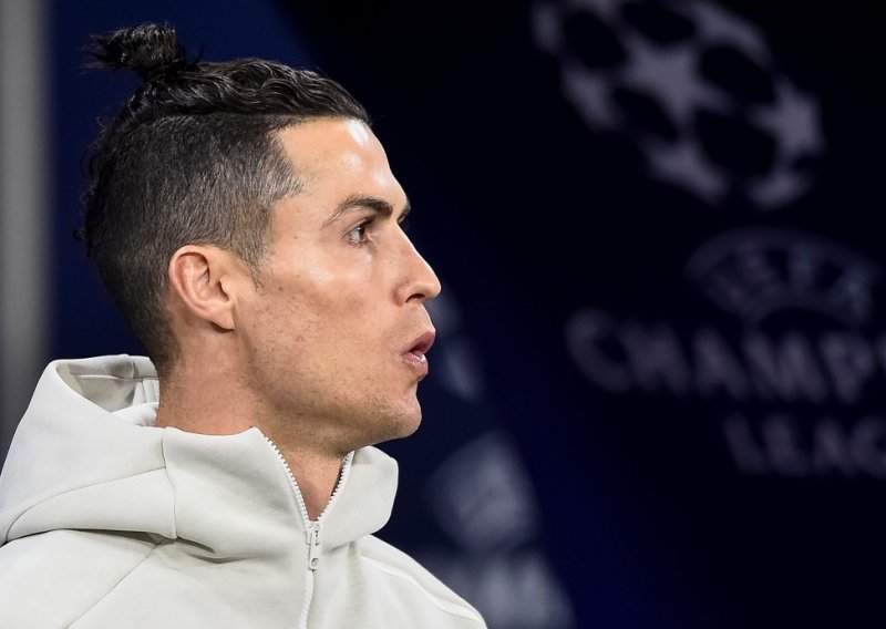 Cristiano Ronaldo izazvao pomutnju na El Clasicu; španjolski novinar otkrio o čemu su razgovarali i što mu je priznao u vezi Reala