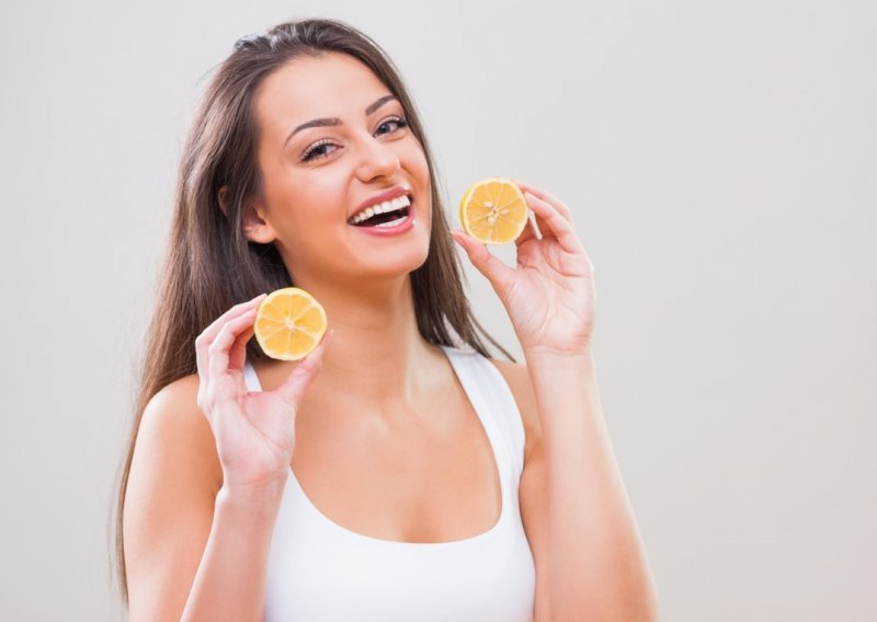 Znate li zašto je vitamin C toliko dobar za vašu kožu?