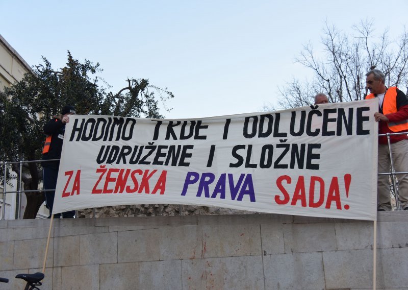 U Hrvatskoj rodna ravnopravnost najmanja u politici, najveća u kući