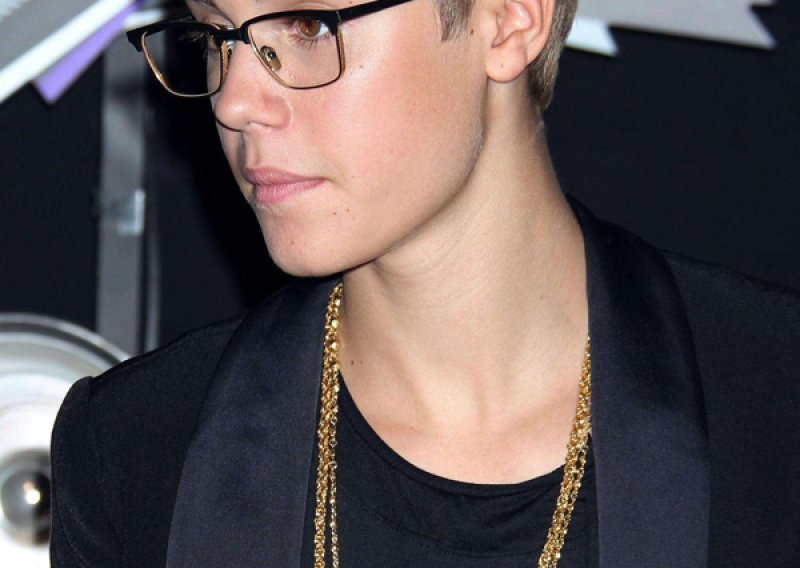 Bieber obavio DNA test i poslije ručao sa Selenom