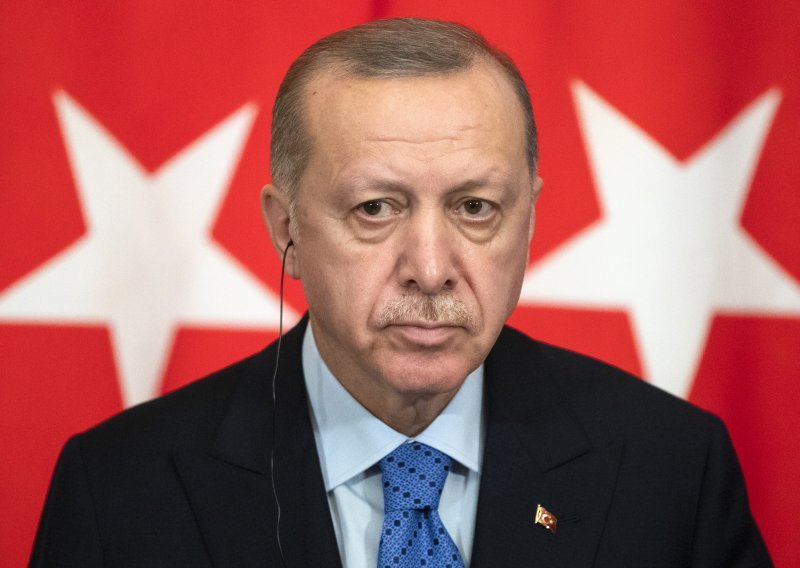 Erdogan pozvao Grčku da pusti migrante dalje u Europu