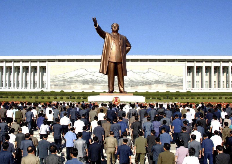 Sjeverna Koreja obilježava svoj 61. rođendan