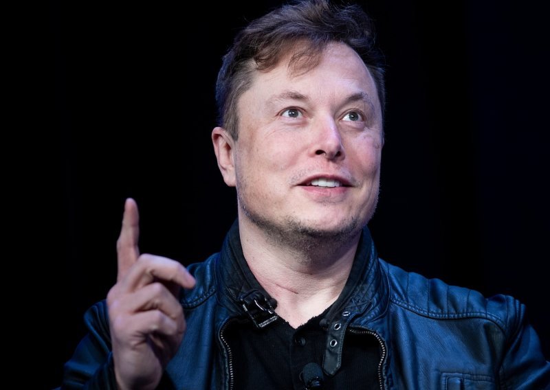 Elon Musk tvrdi kako njegov projekt nije štetan po astronomiju, ali istraživanje ga demantira