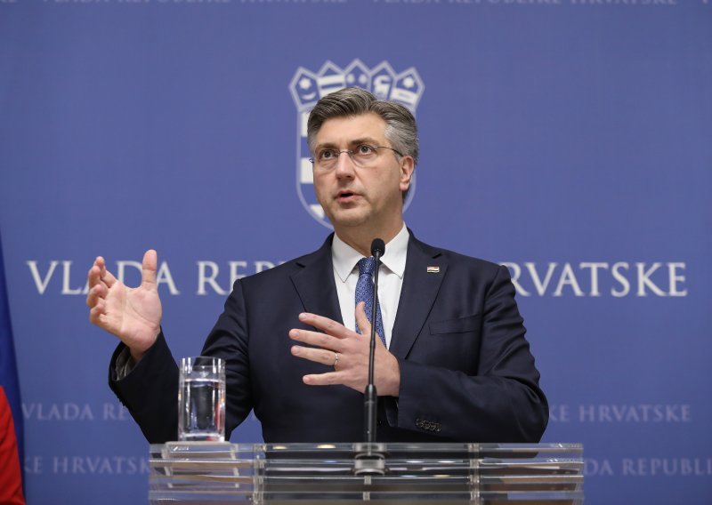 Premijer Plenković: Isplata mirovina i plaća nije upitna