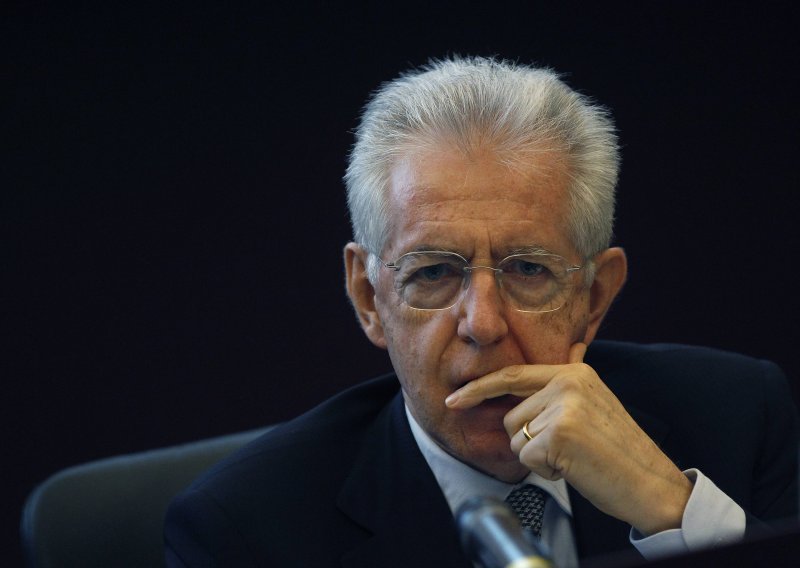 Monti rekao da ne bi želio ostati premijer