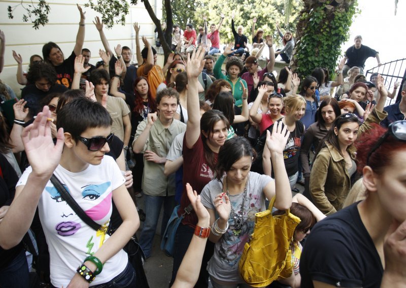 Studenti dižu tužbe zbog prijetnji i diskriminacije