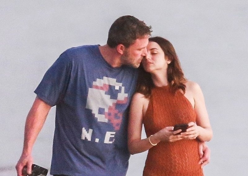 Romansa se nastavlja: Ben Affleck i 16 godina mlađa Ana de Armas su nerazdvojni