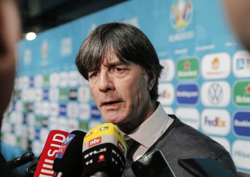 Njemački izbornik Joachim Löw poslao jednu od najemotivnijih poruka: Bili smo okrenuti novcu, pohlepi, moći...