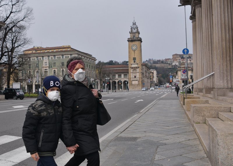 Lombardiji stiže pomoć s Kube; liječnici bili na prvoj crti u borbi protiv kolere i ebole