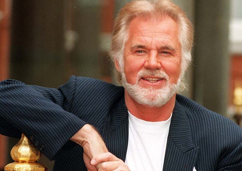 Preminuo je Kenny Rogers, ikona country glazbe