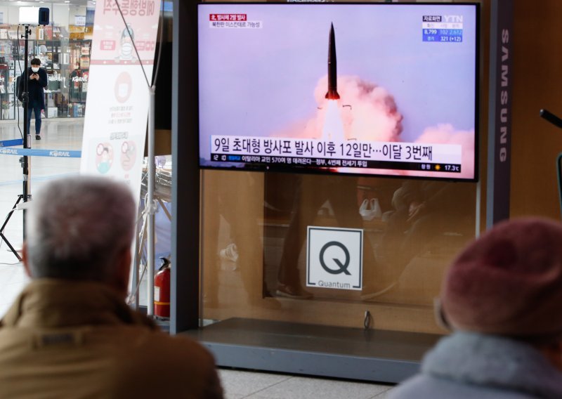 Sjeverna Koreja ispalila dva projektila kratka dometa prema Istočnom moru