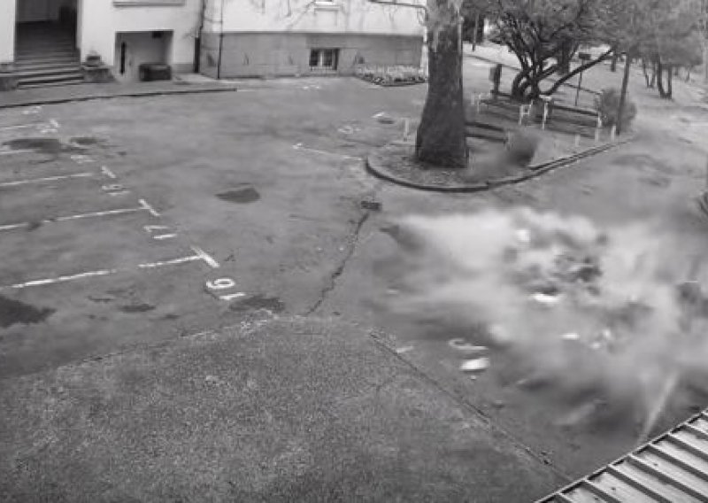 Zgrada Sveučilišta u Zagrebu teško oštećena, odvojilo se stubište; stradala i Medicina: Pogledajte snimke nadzornih kamera