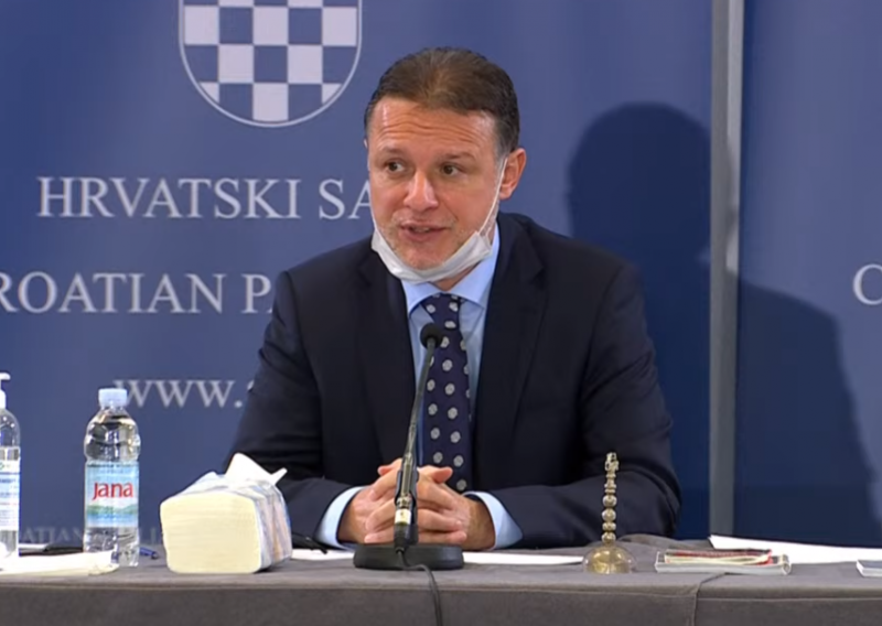 Jandroković traži mišljenje Ustavnog suda: Je li praćenje građana kršenje ljudskih prava?