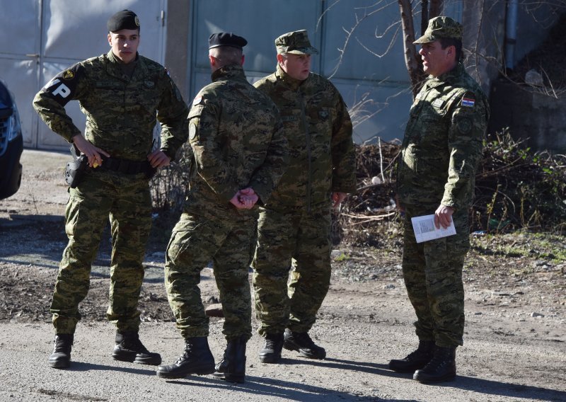 Tri hrvatska vojnika u Litvi zaražena koronavirusom,
39 u samoizolaciji