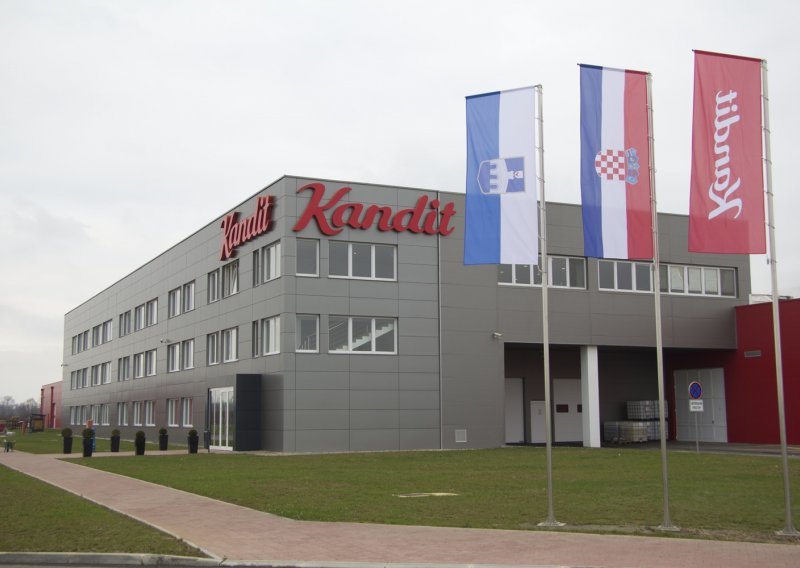 Donacije Saponije i Kandita za respiratore KBC-a Osijek