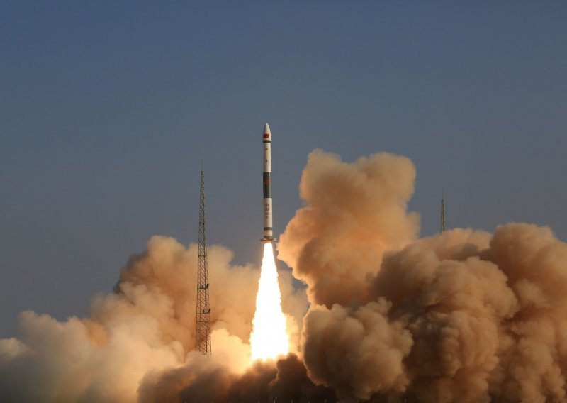 Kina ne odustaje od plana da postane svemirska velesila: Idući mjesec lansiraju eksperimentalnu letjelicu
