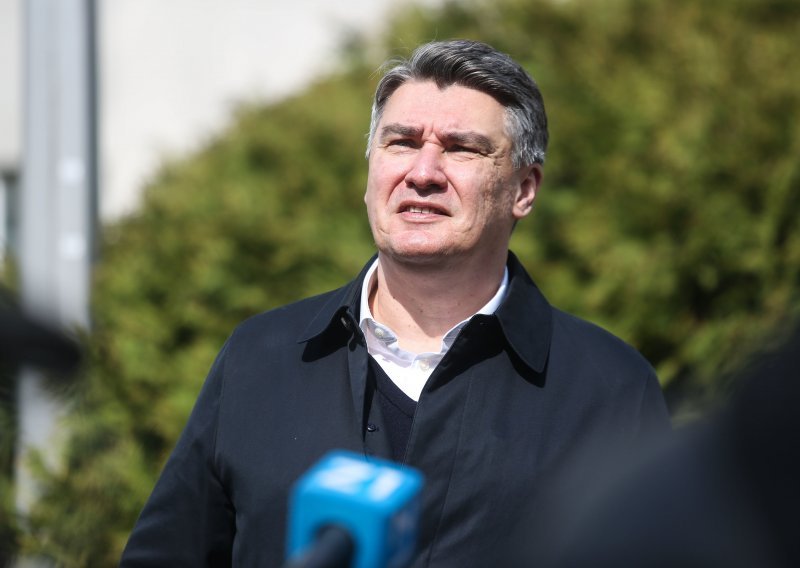 Predsjednik Milanović odao počast redarstveniku Josipu Joviću