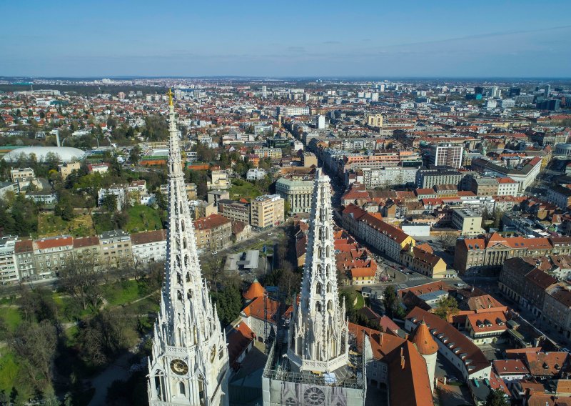 Stručnjaci upozoravaju: Izbjegavajte mjesta oko zagrebačke  katedrale