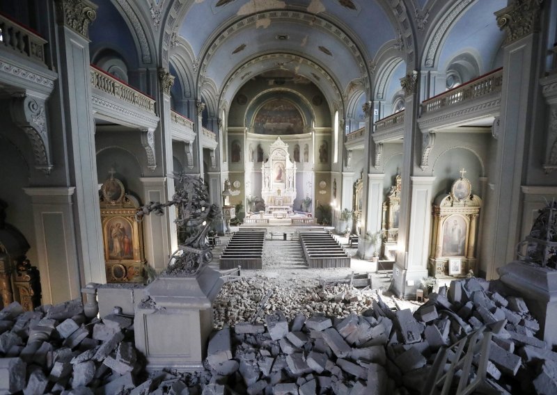 Pogledajte kako izgleda dio zagrebačkih crkava šest dana nakon razornog potresa