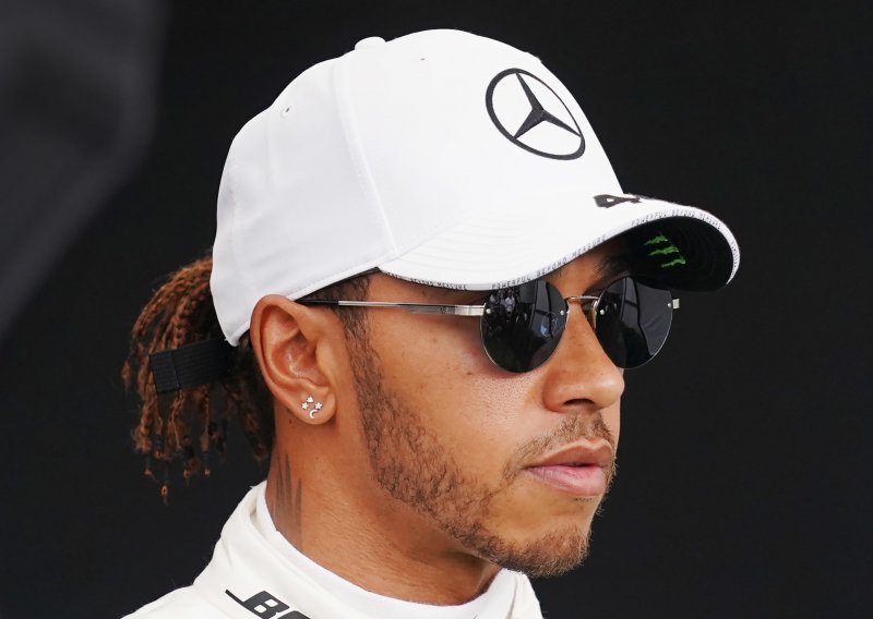 Bomba iz Formule 1; budućnost Lewisa Hamiltona u rukama jednog čovjeka, aktualni prvak je zbog njega spreman ostaviti Mercedes