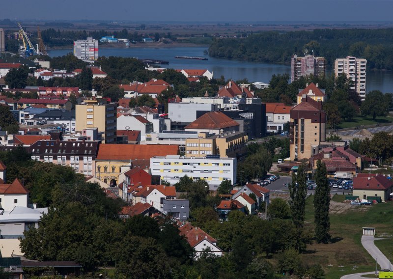 Koronavirusom zaražen muškarac s vukovarskog područja